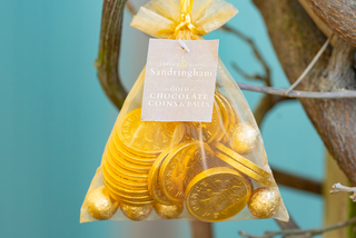 Sandringham Milk Chocolate Gold Coins & Balls